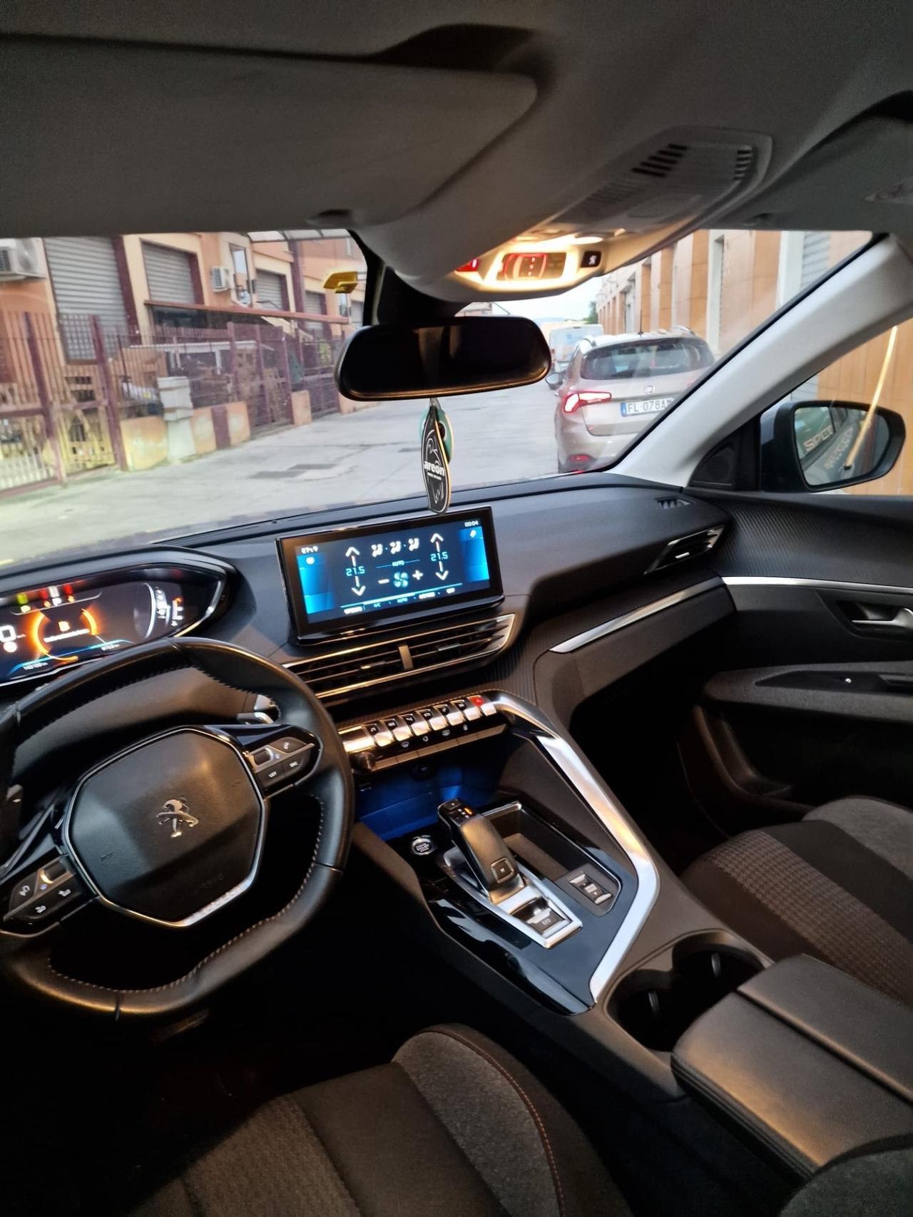 Peugeot 3008 BlueHDi 130 S&S Active Pack