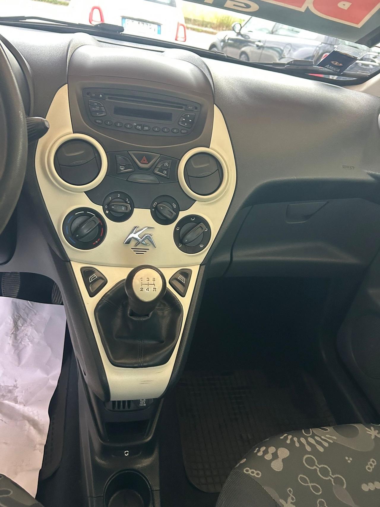 Ford Ka Ka+ 1.2 8V 69CV Individual