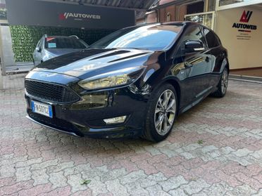 Ford Focus 1.0 EcoBoost 125 CV * ST -LINE*