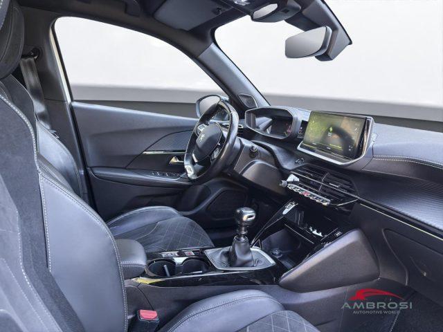 PEUGEOT 2008 PureTech 130 S&S GT
