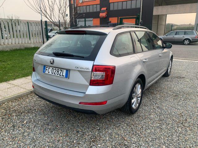 SKODA Octavia 1.6 TDI CR 110 CV Wagon Executive Plus