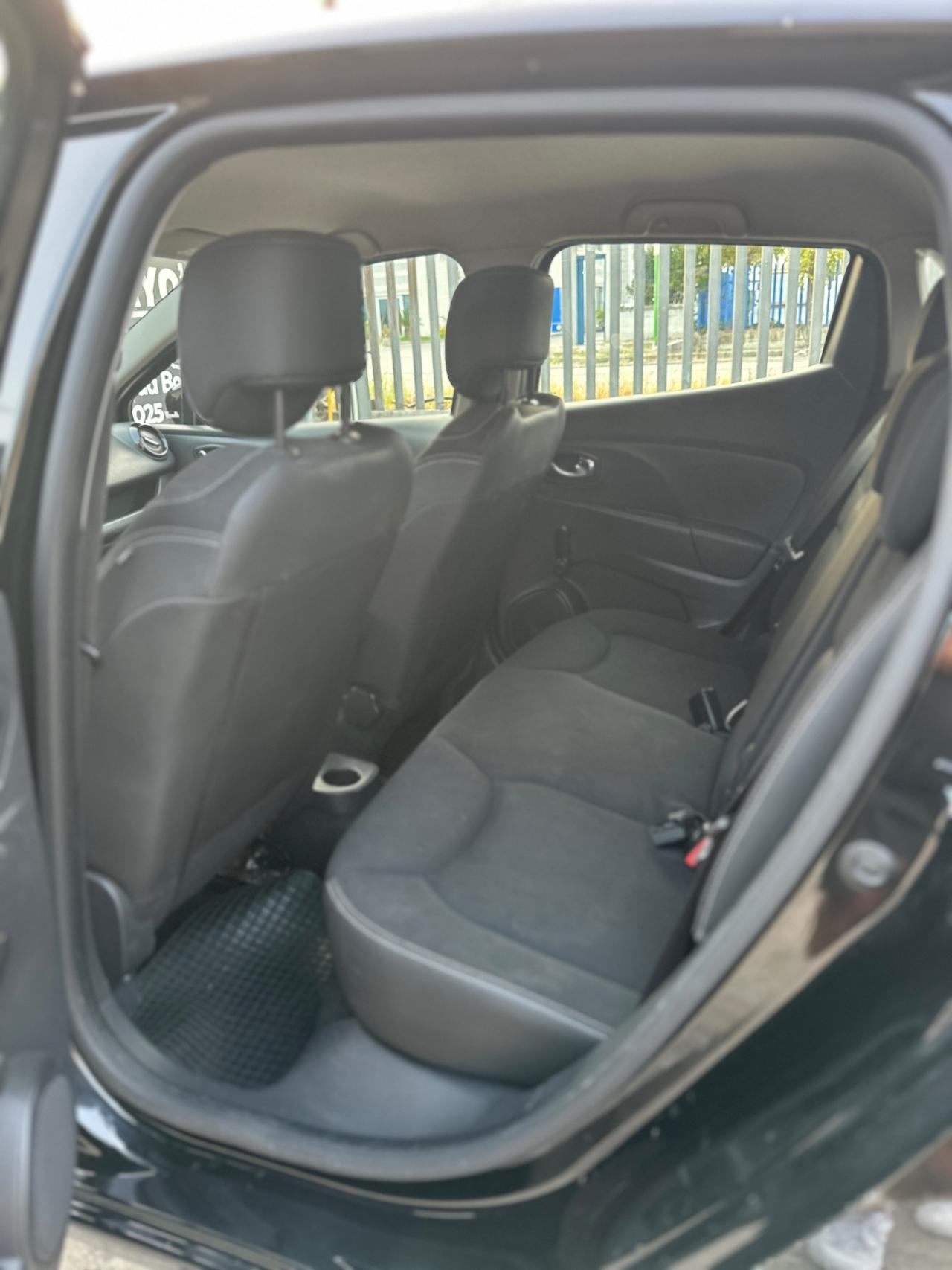 RENAULT CLIO (anno 2014)