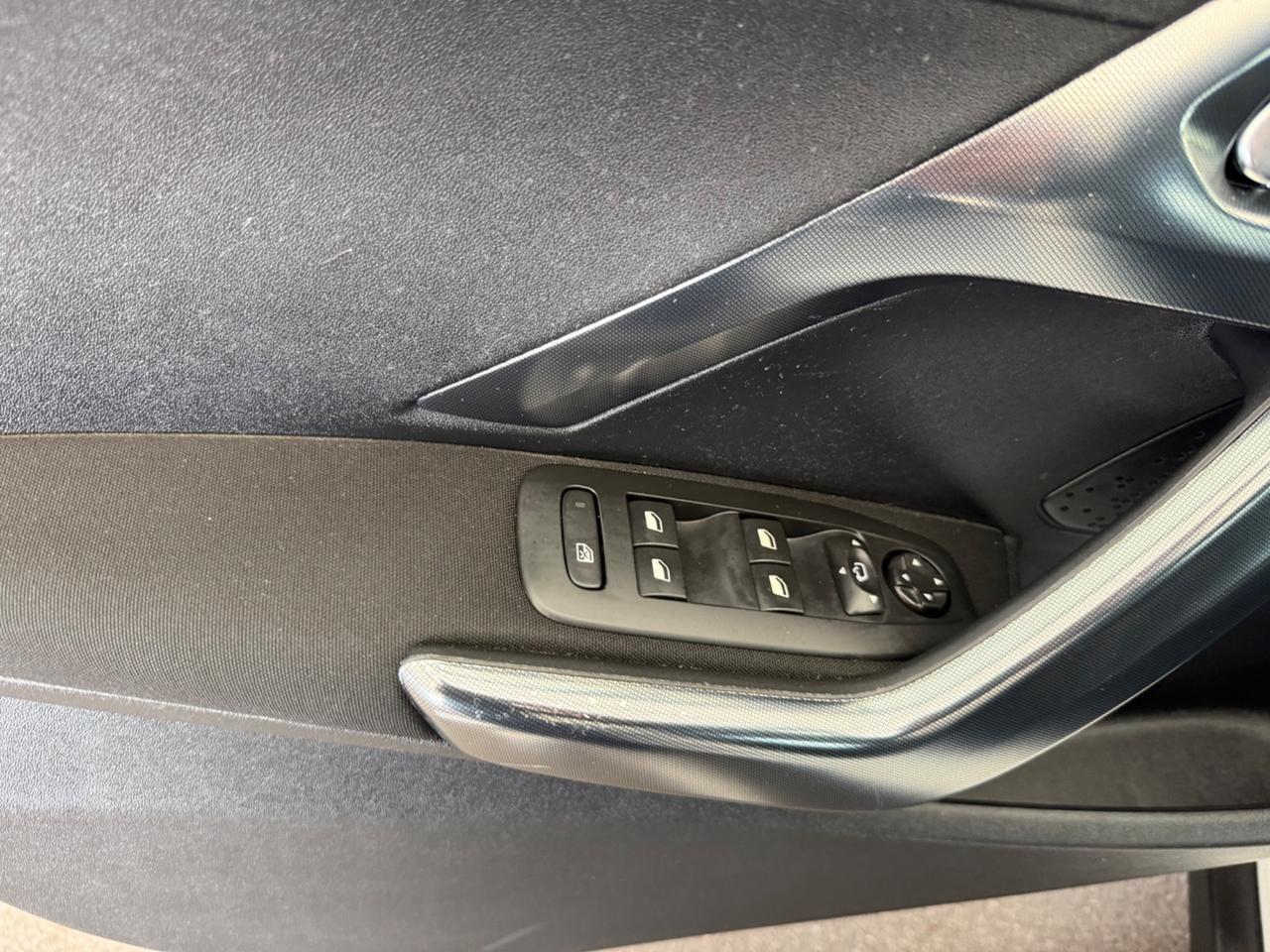 Peugeot 2008 Allure 110 Cv Automatica