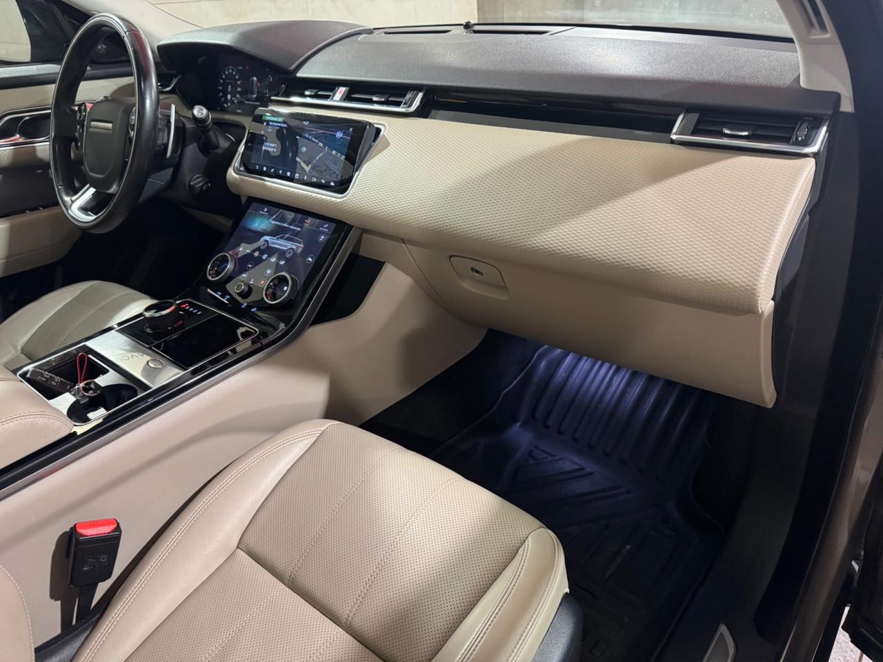 Land Rover Range Velar 2.0D I4 240 CV R-Dynamic S