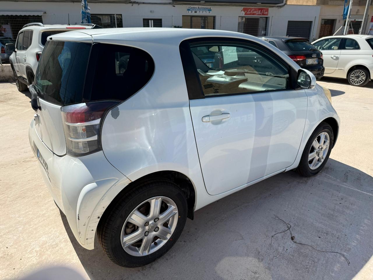 TOYOTA IQ 1.0 VVT-i CVT Multidrive