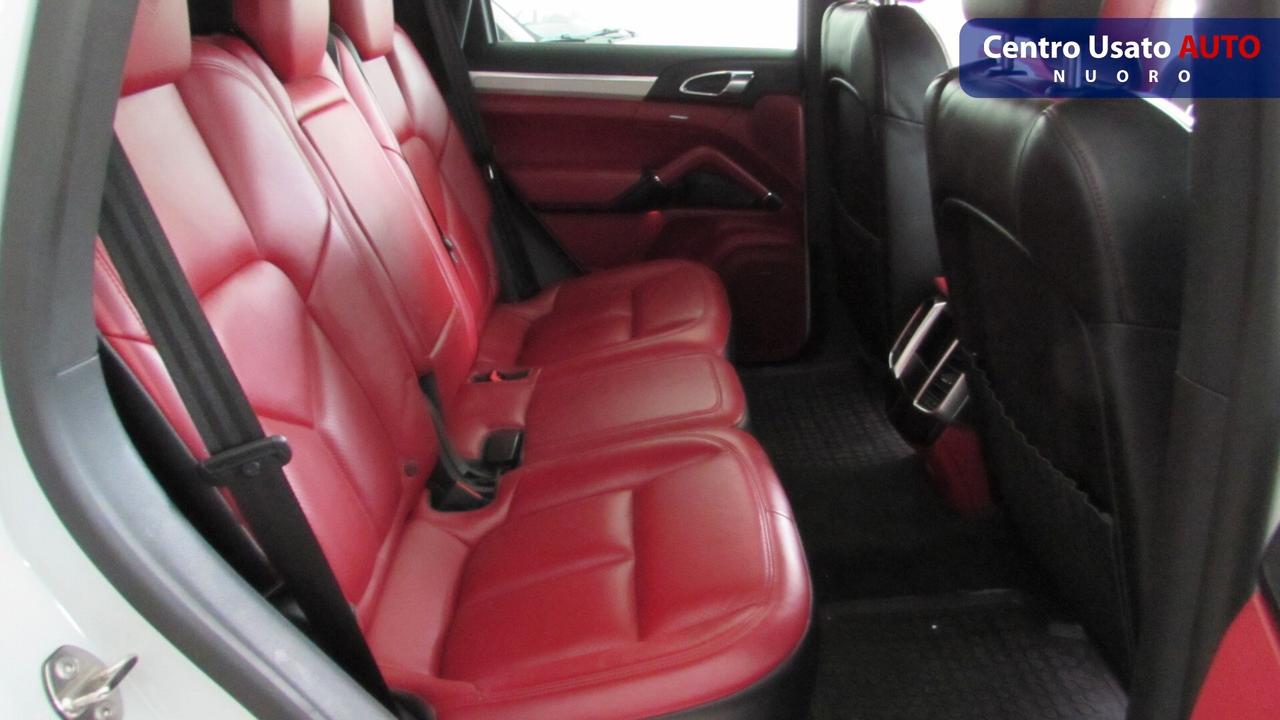 Porsche Cayenne 3.0 Diesel Platinum Edition
