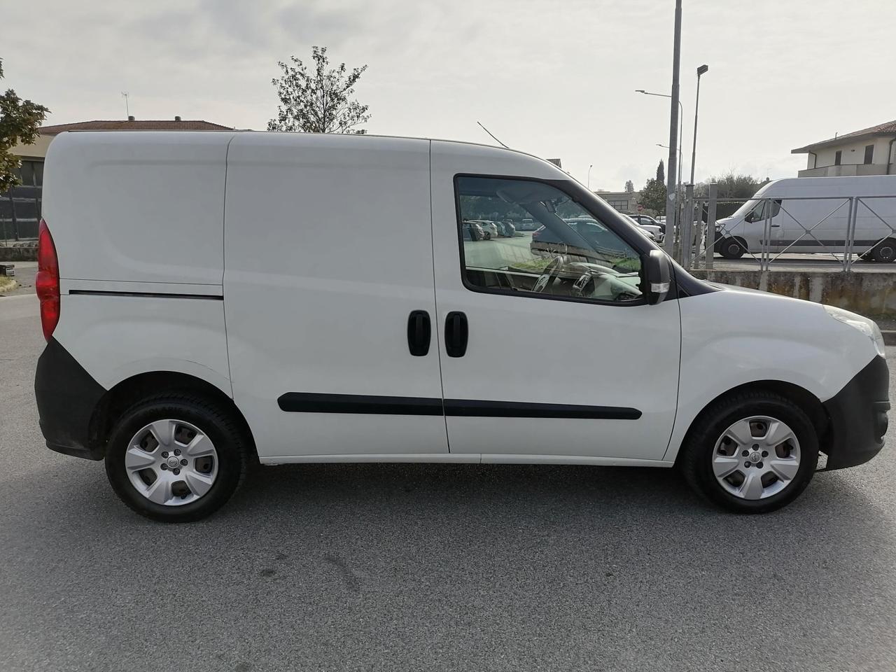 Opel Combo Cargo 1.6 CDTi 105CV PC-TN 700kg portata Utile