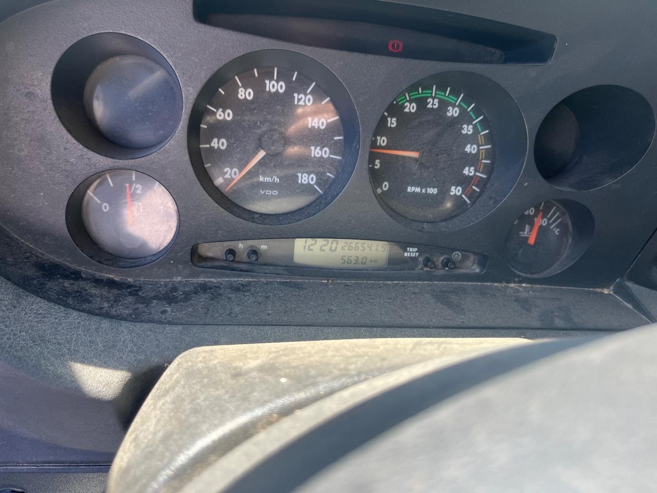 Iveco Daily RIBATABILE TRILATERALE 2001 266.000 KM