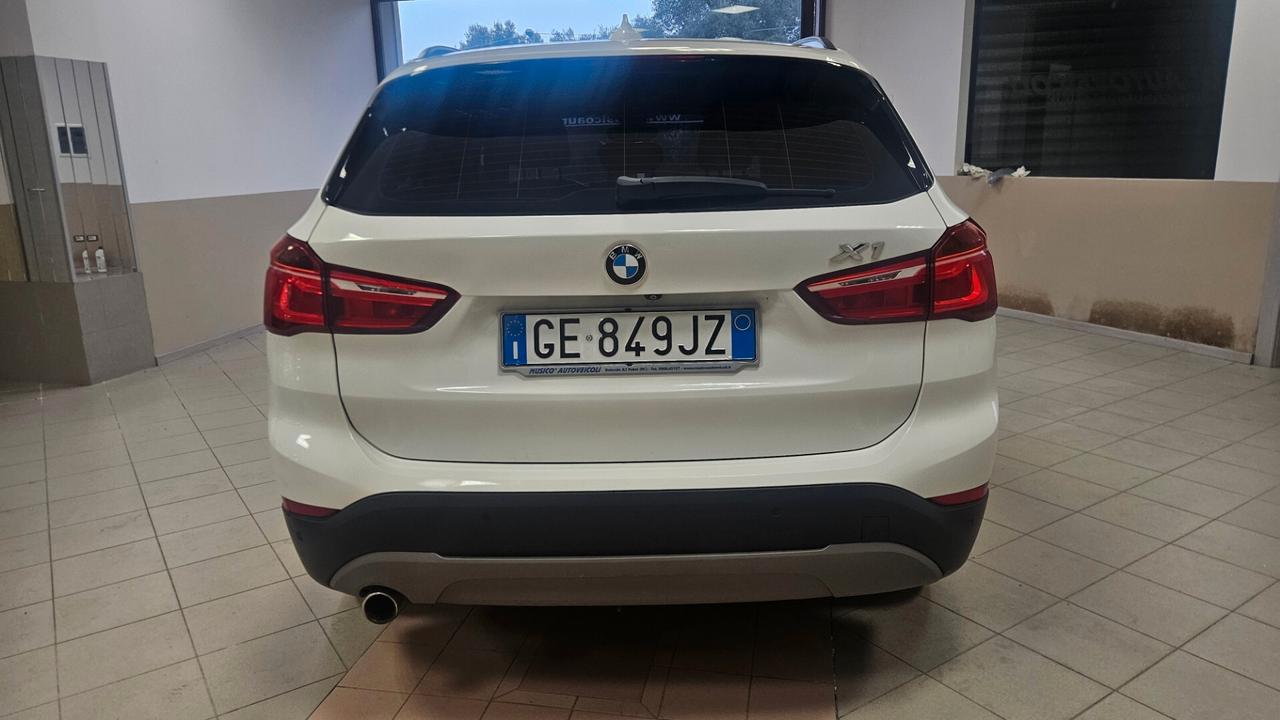 Bmw X1 xDrive18d Sport