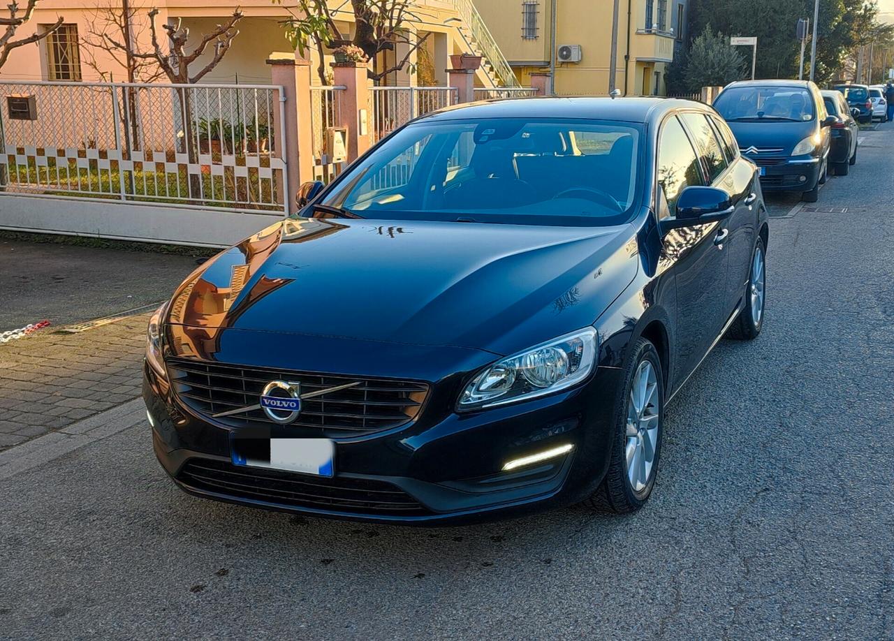 Volvo V60 D3 Geartronic Momentum
