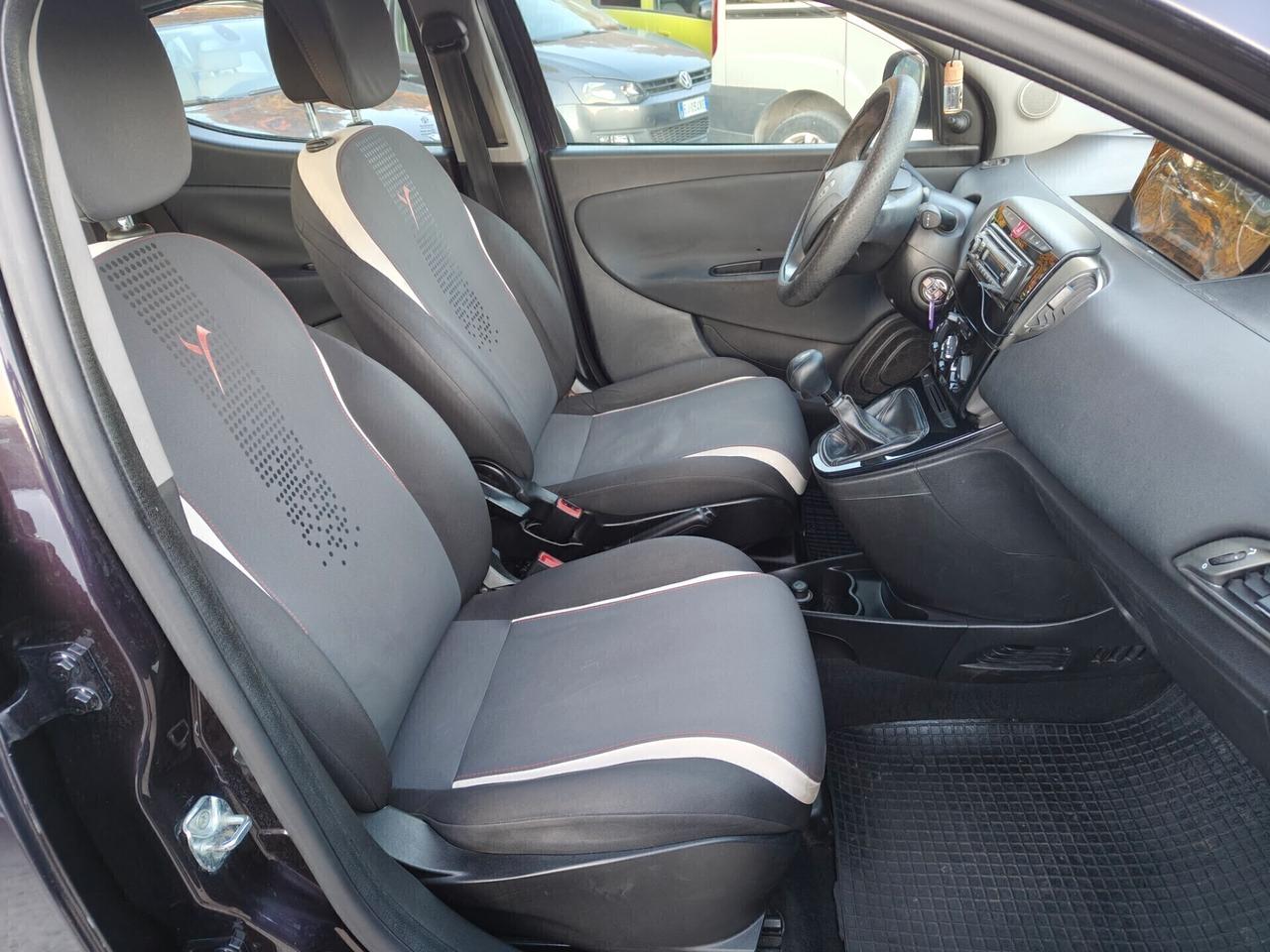Lancia Ypsilon 1.3MTJ Gold tagliandi Fiat