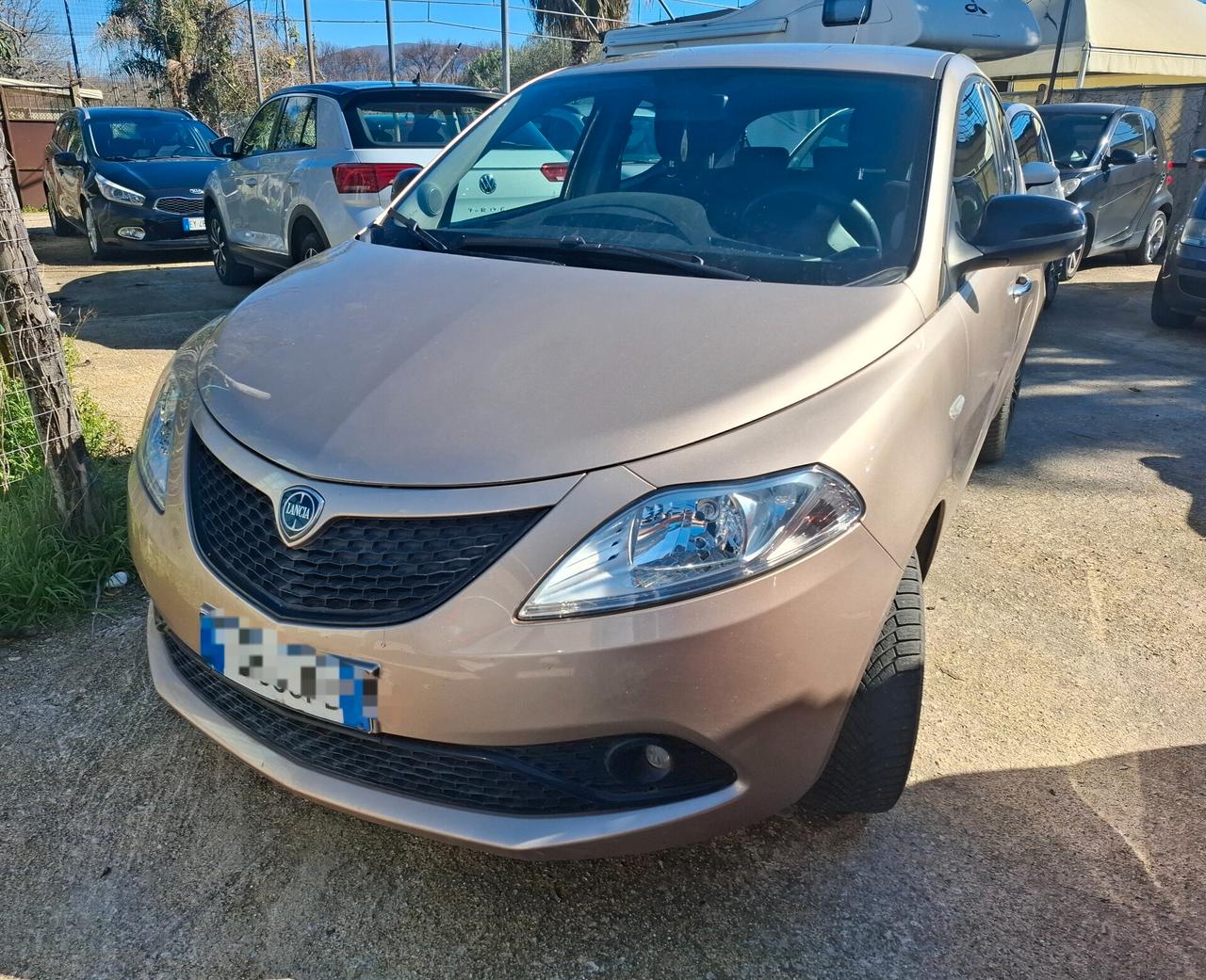 Lancia Ypsilon 1.2 69 CV 5 porte S&S Gold