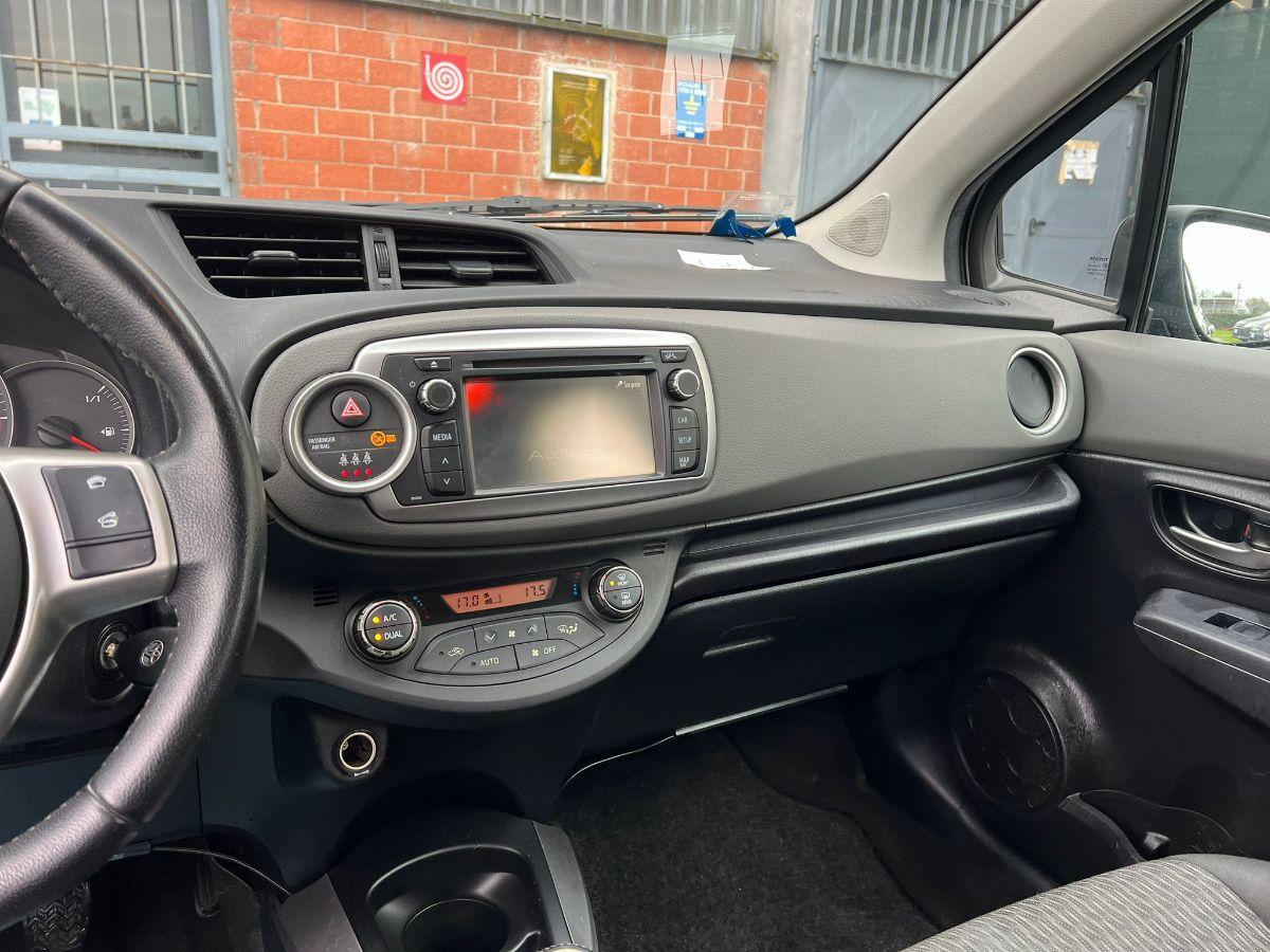 TOYOTA - Yaris - 1.0 5p. Lounge