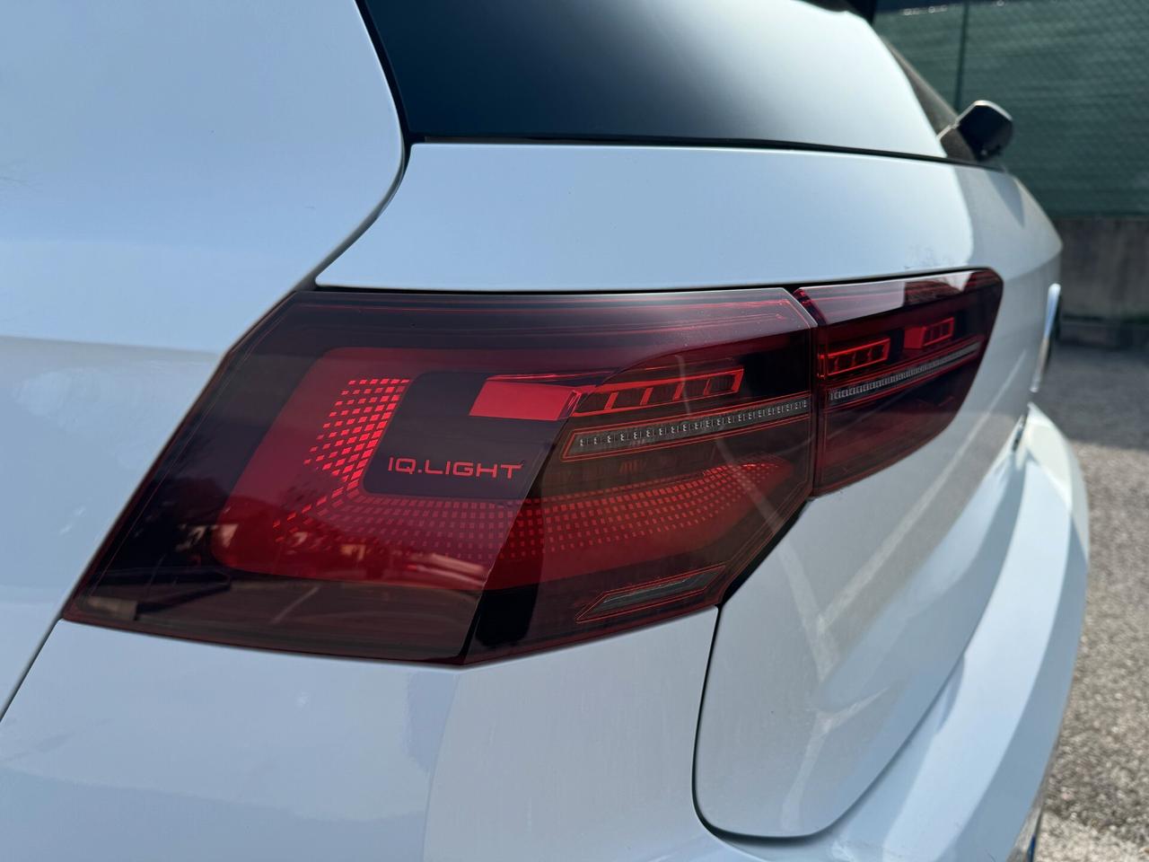 Volkswagen Golf GTI 2.0 TSI DSG