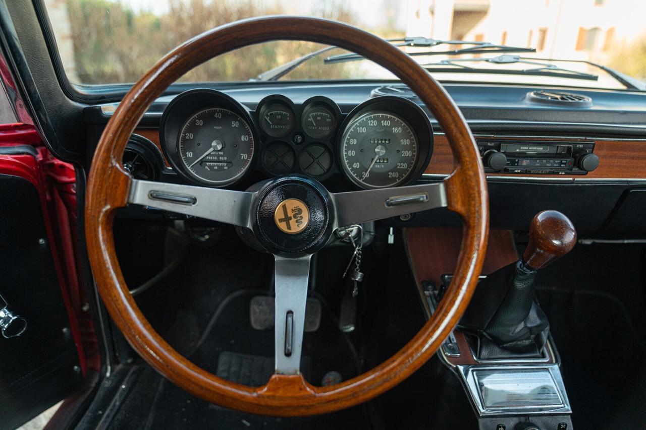 Alfa Romeo GT 2000 VELOCE replica "GTAM" - RDS01399