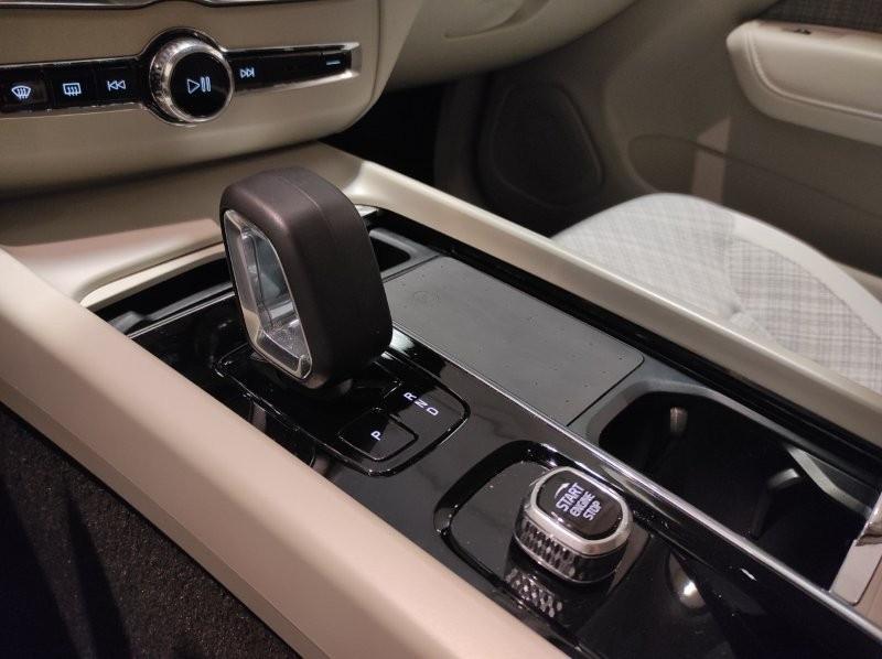 VOLVO XC60 (2017-->) - XC60 B4 (d) automatico Core
