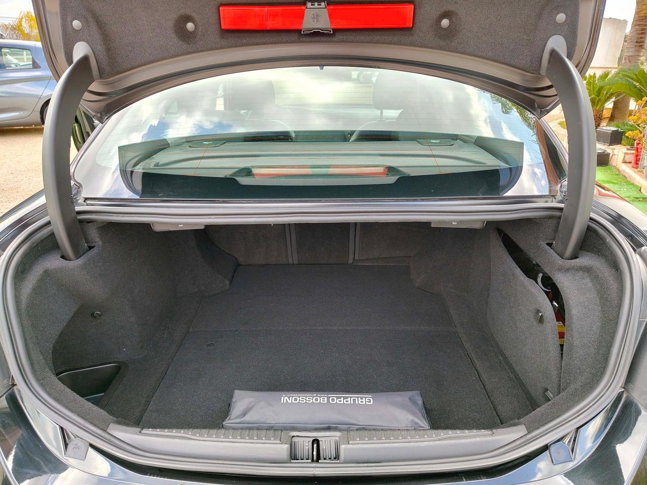 Alfa Romeo Giulia 2.2 Turbodiesel 160 CV AT8 Super - 2020