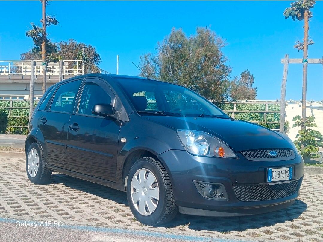 Ford Fiesta Fiesta+ 1.4 diesel 5p. Ok neopatentati 144000km