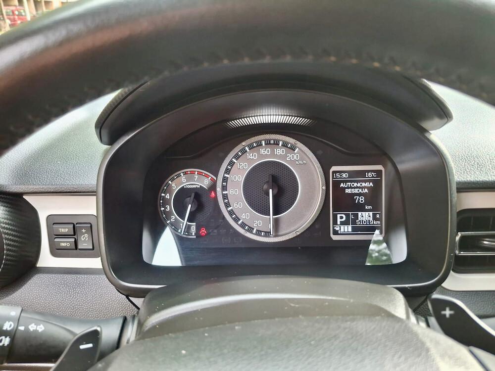 Suzuki Ignis 1.2 Hybrid Top