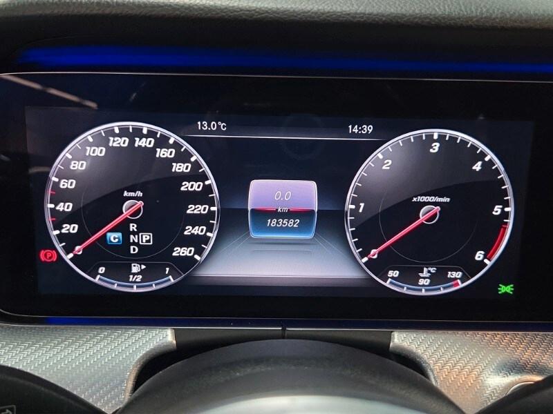 MERCEDES Classe E (W/S213) E 220 d S.W. 4Mati...
