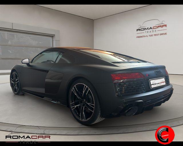 AUDI R8 Coupé V10 RWD S tronic performance
