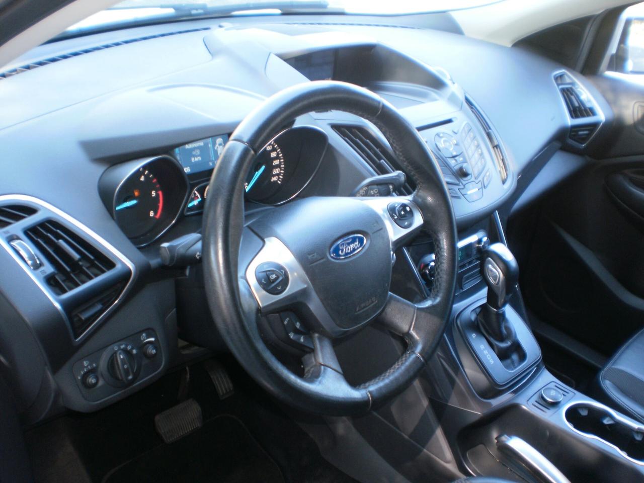 Ford Kuga 2.0 TDCI 140 CV 4WD Titanium