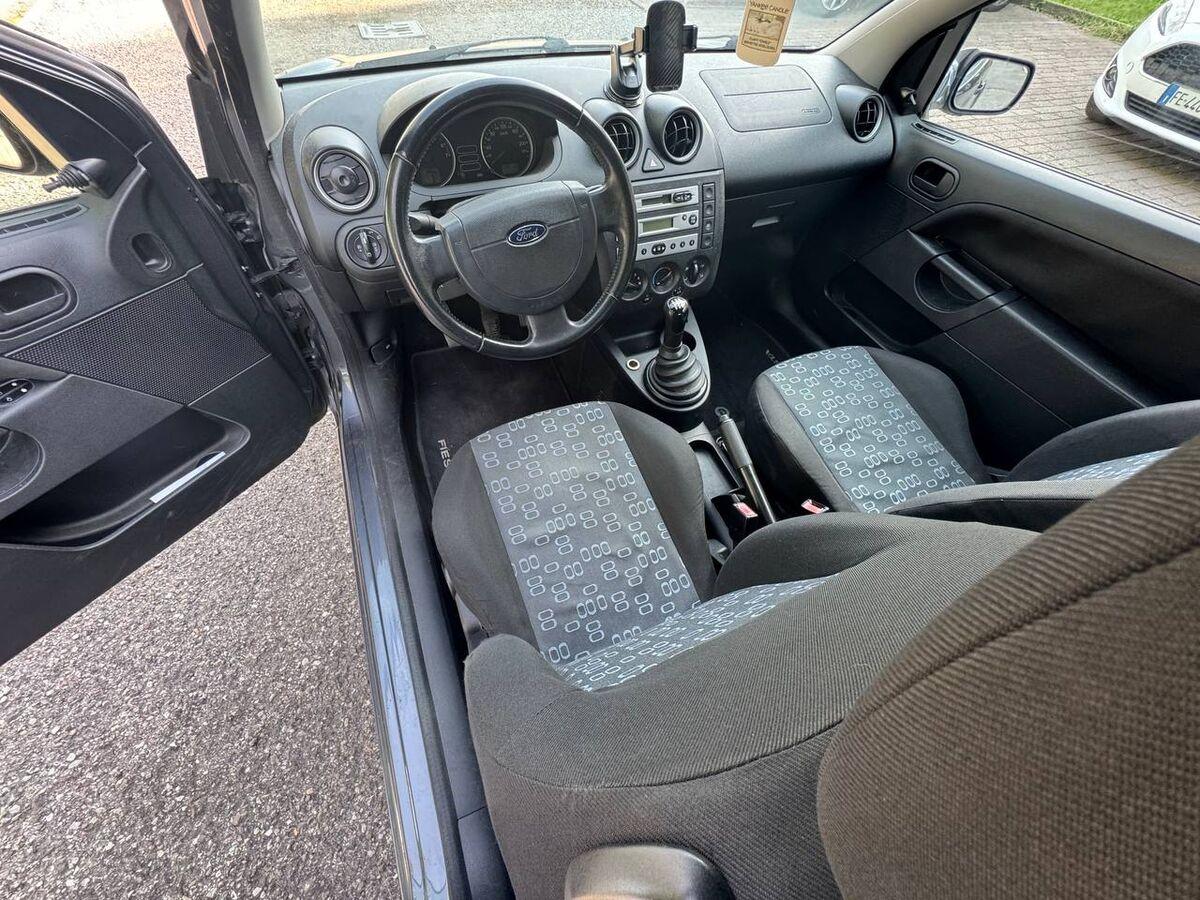 Ford Fiesta V 2006 1.2 Ghia 3p