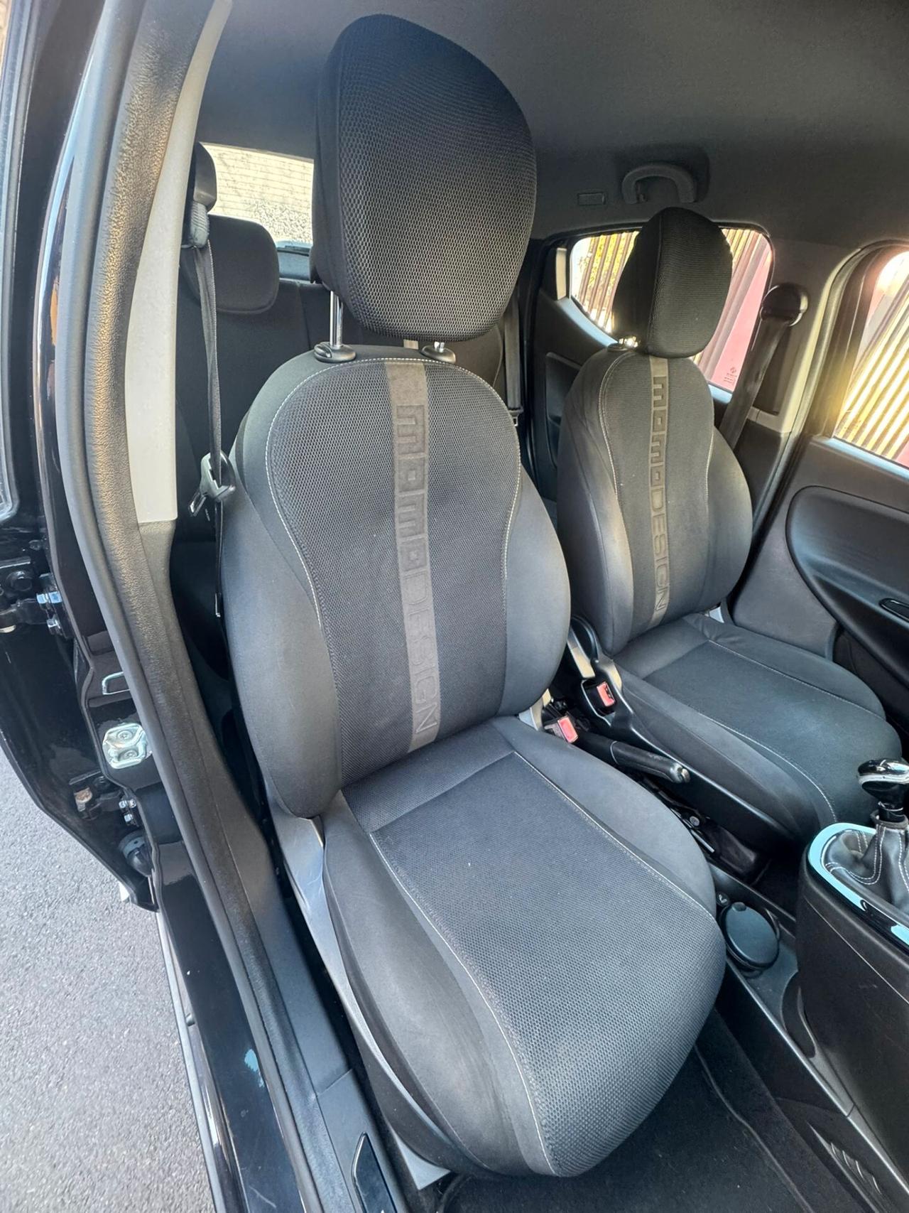 Lancia Ypsilon 1.3 MJT 16V 95 CV 5 porte S&S S Momodesign