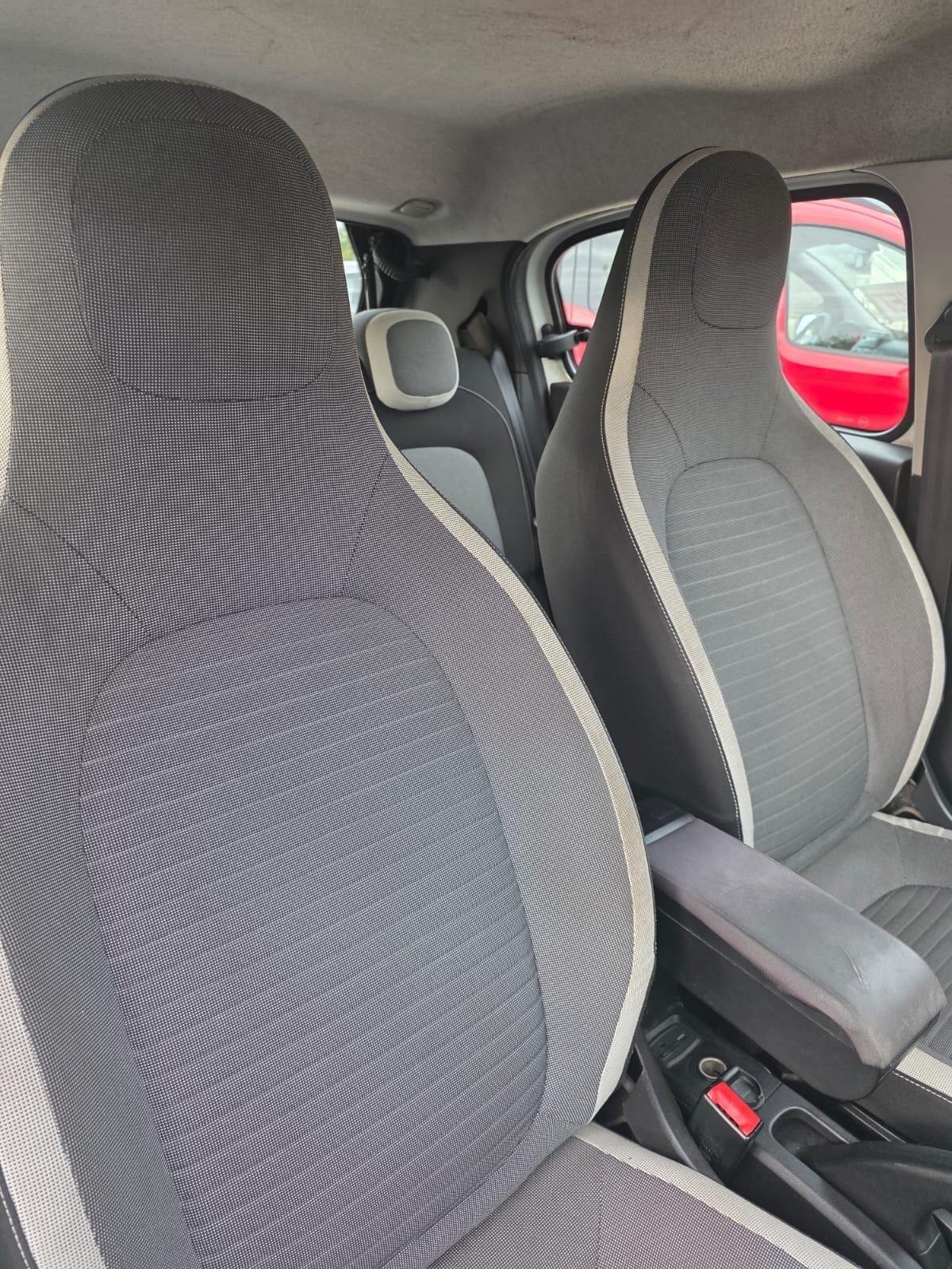 Renault Twingo km 80 mila garantita 12 mesi