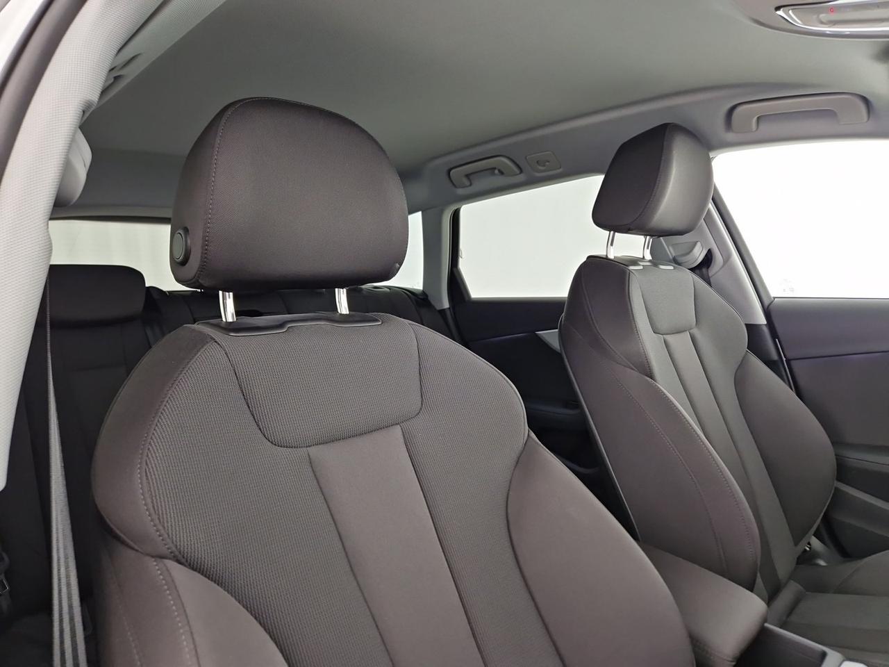 Audi A4 avant 30 2.0 tdi mhev s line edition 136cv s-tronic