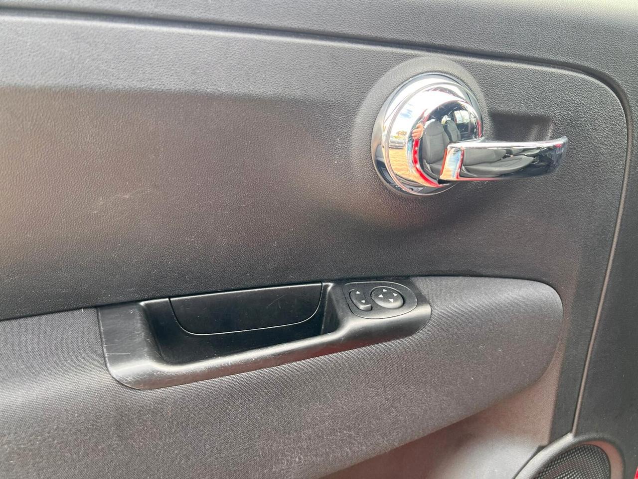 Fiat 500 1.0 Hybrid Red