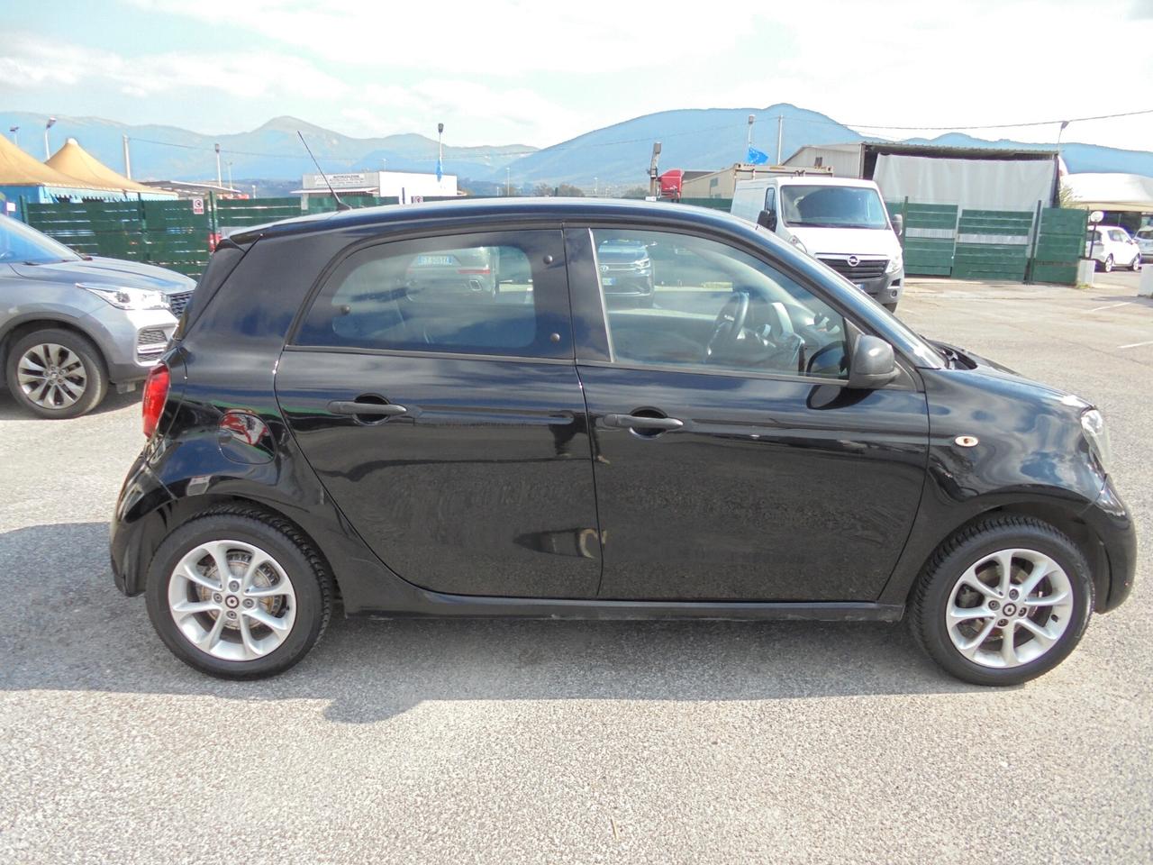 Smart ForFour 70 1.0 Youngster