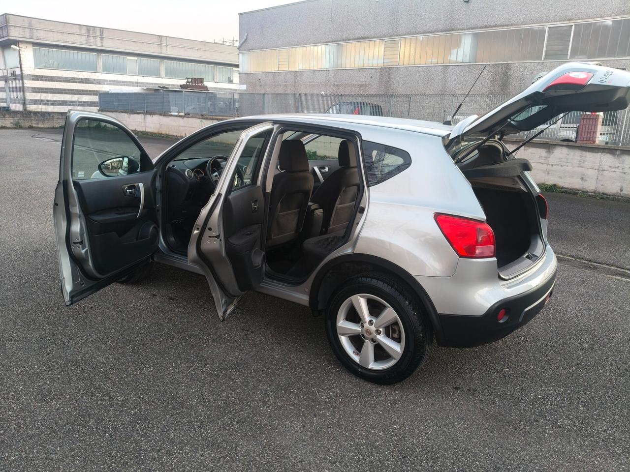 Nissan Qashqai 1.6 SOLAMENTE 112.000 KM