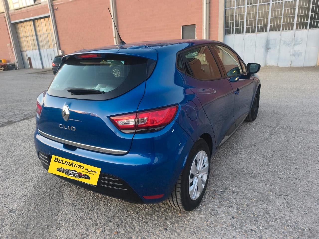 Renault Clio 2018---1.0 Benzina Neopatentati
