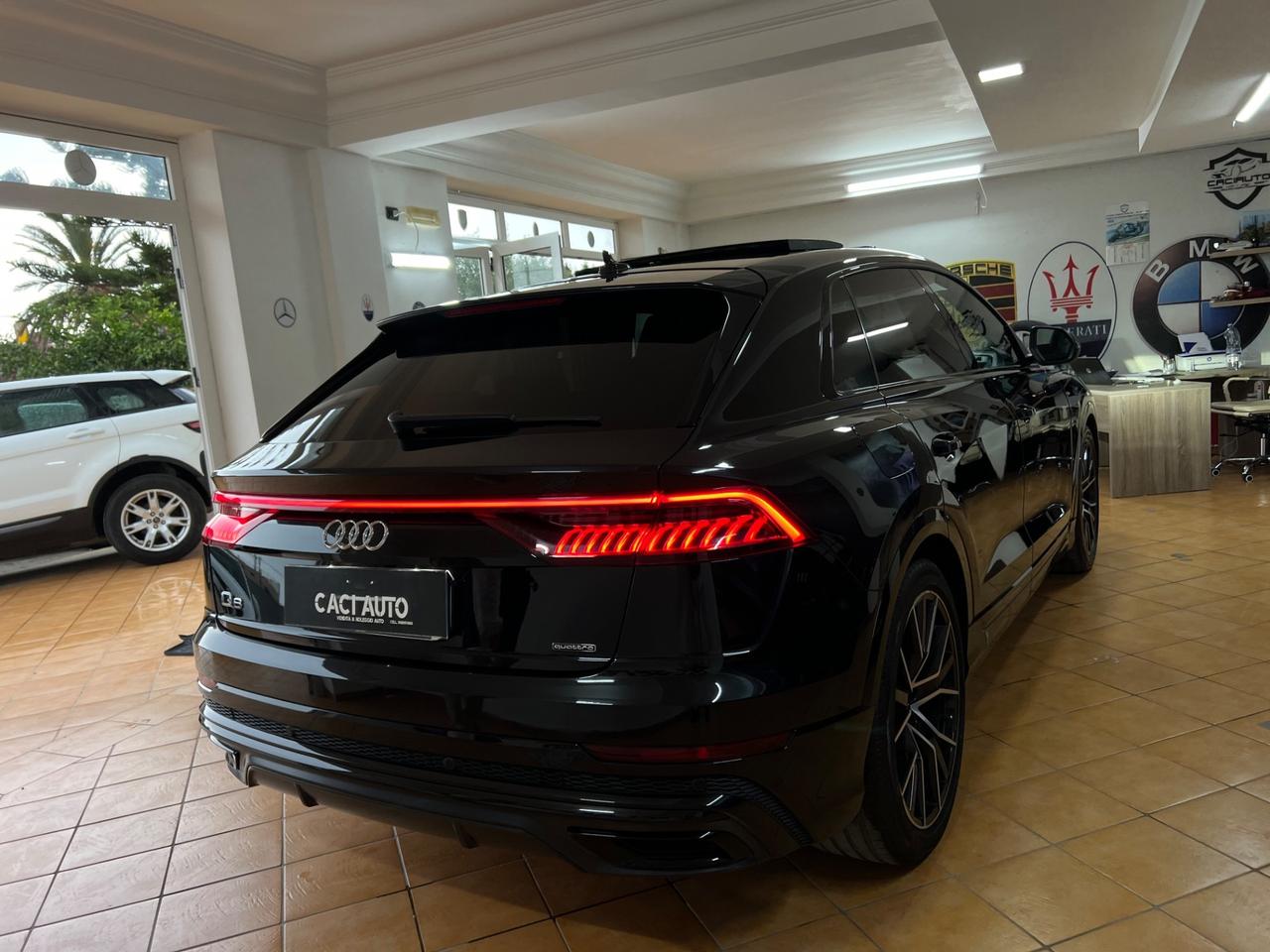 Audi Q8 50 TDI 286 CV quattro tiptronic Sport S line total black full optional