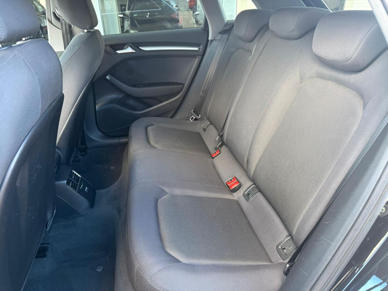 Audi A3 S-LINE SPORTBACK 30 TDI