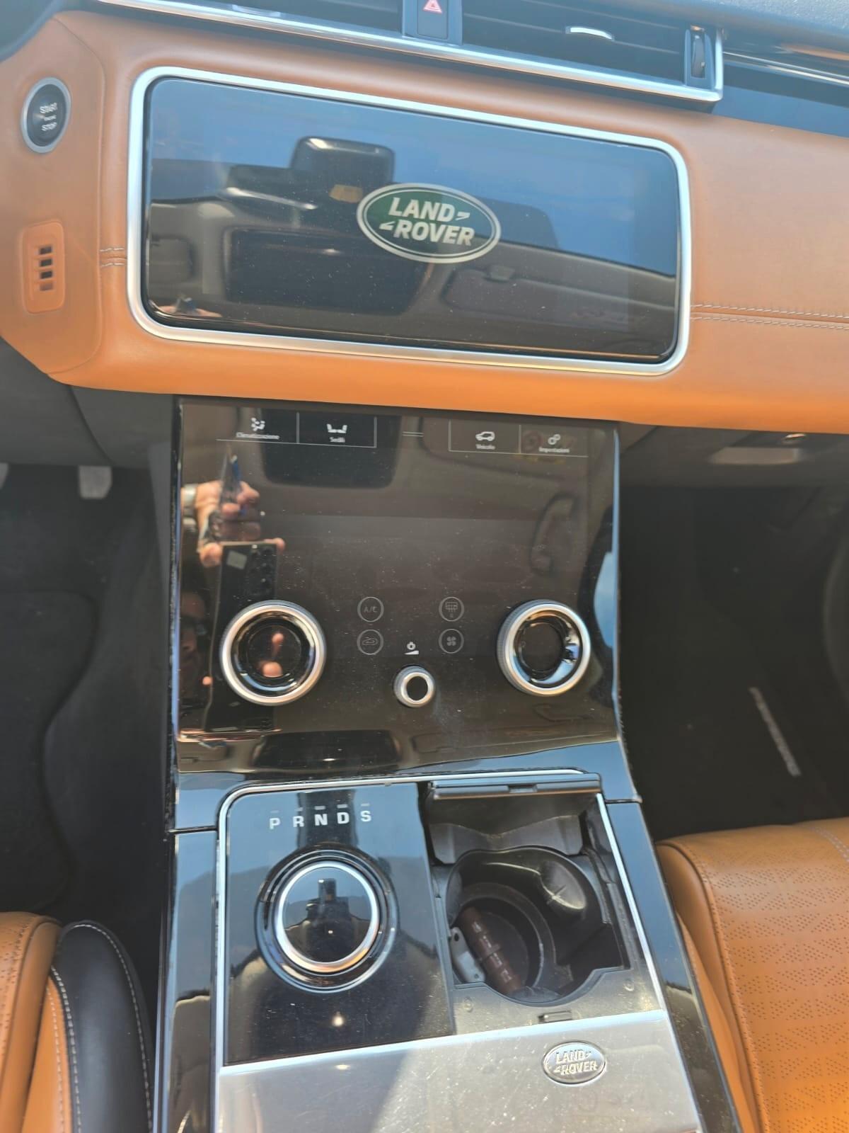 Land Rover Range Velar 2.0D I4 240 CV R-Dynamic HSE