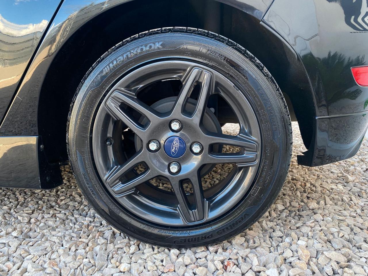Ford Fiesta 1.5 TDCi 75CV 5 porte Titanium