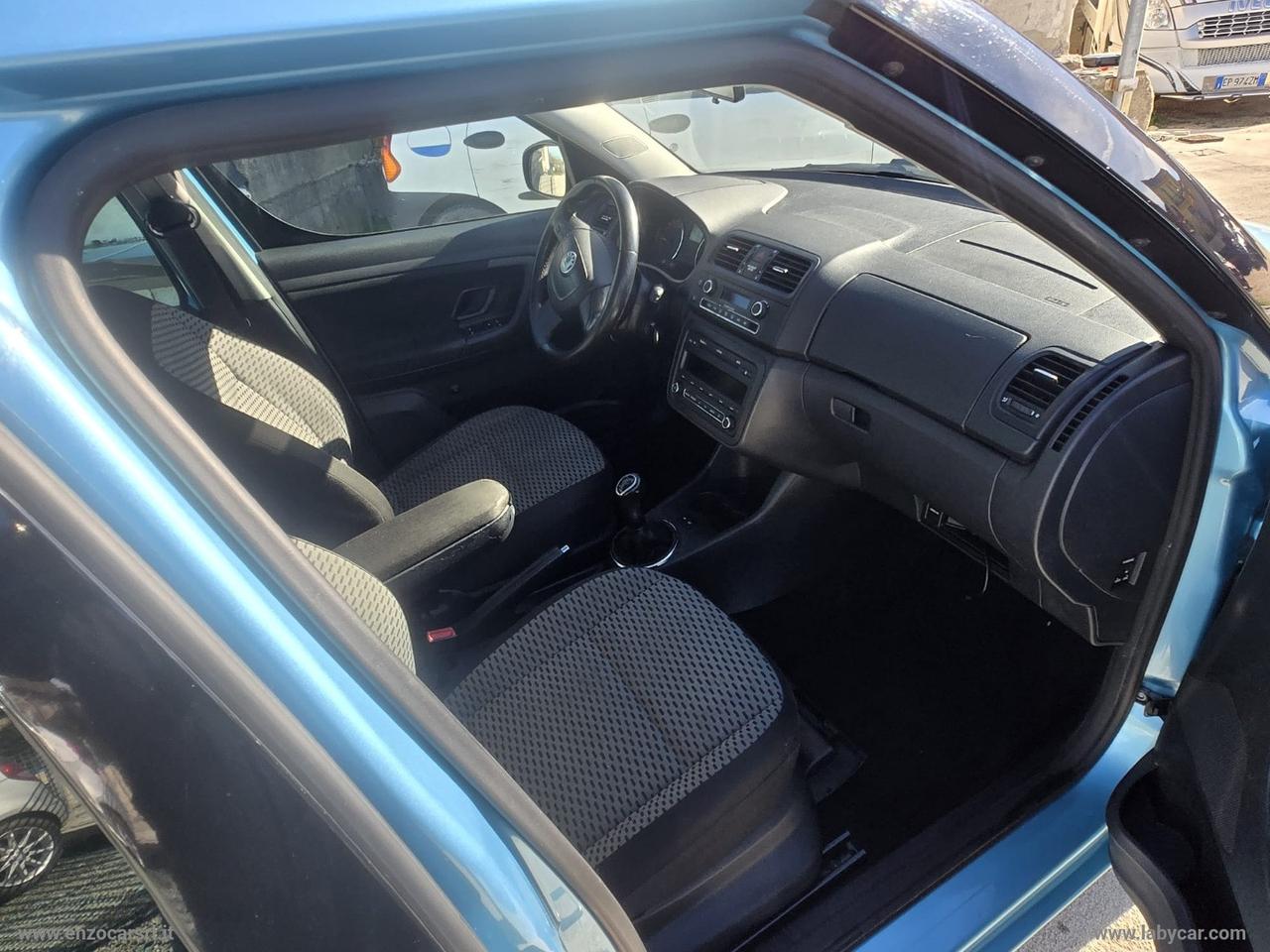 SKODA Roomster 1.2 TDI CR 75 CV Ambition TETTO PANORAMICO