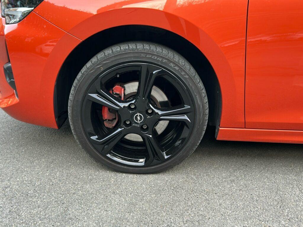 Opel Corsa 5 Porte 1.2 GS Line