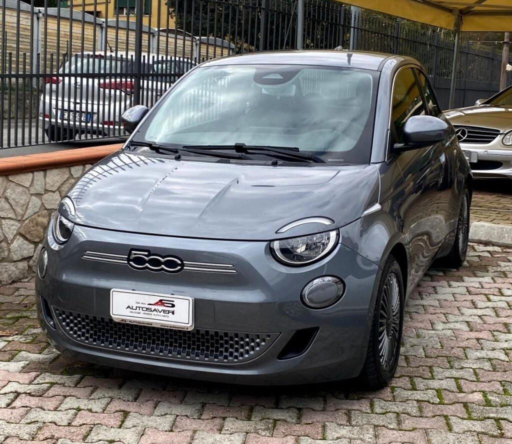 FIAT 500e business opening edition