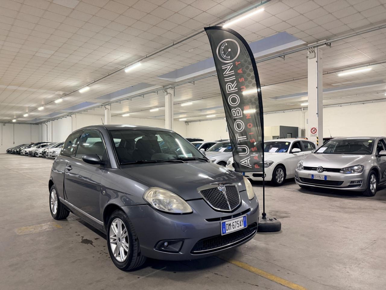 Lancia Ypsilon 1.2 Argento