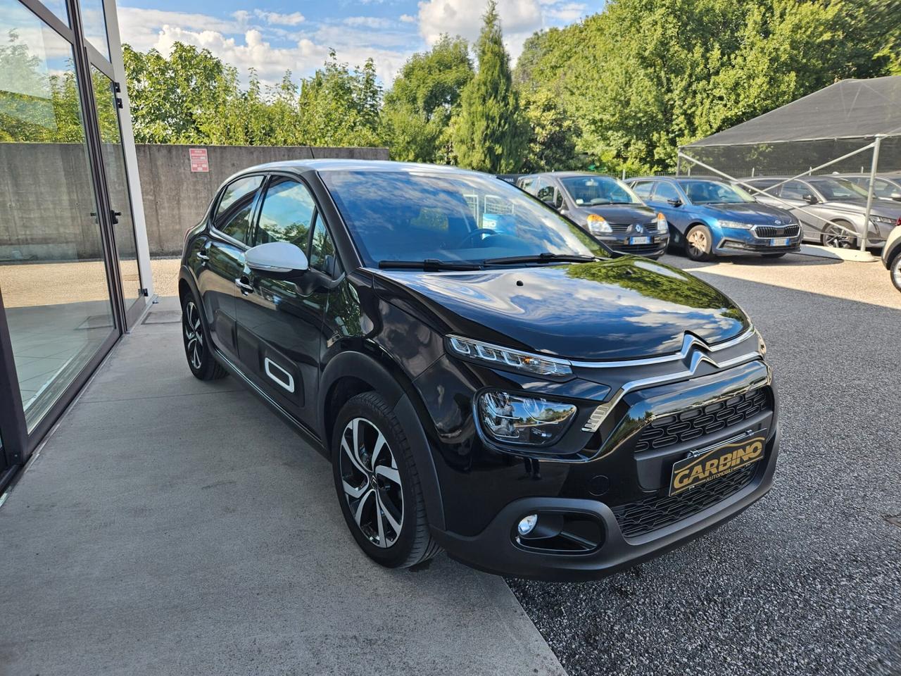 Citroen C3 PureTech 110 S&S Shine** 33000km**