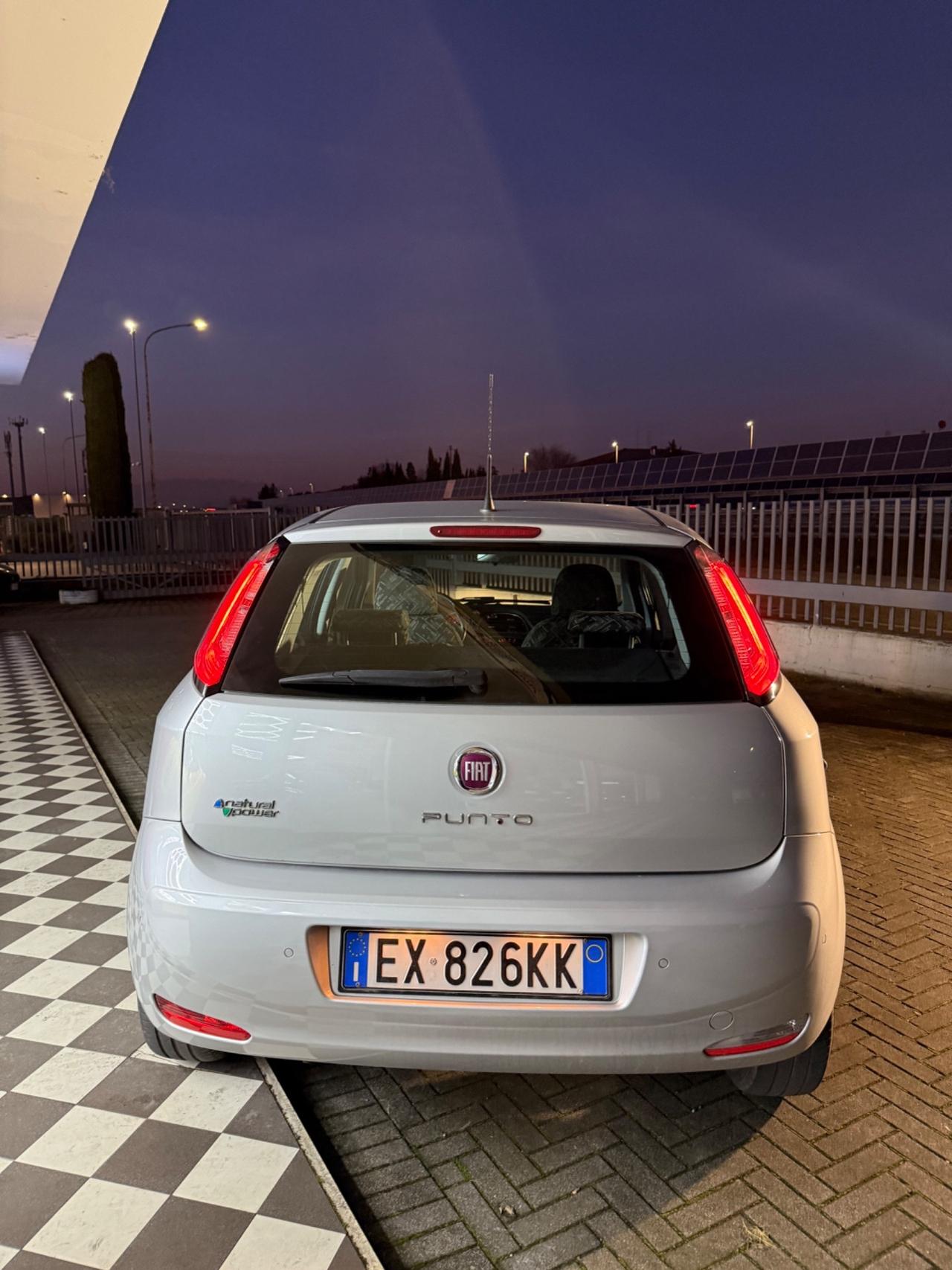 Fiat Punto 1.4 8V 5 porte Natural Power Lounge