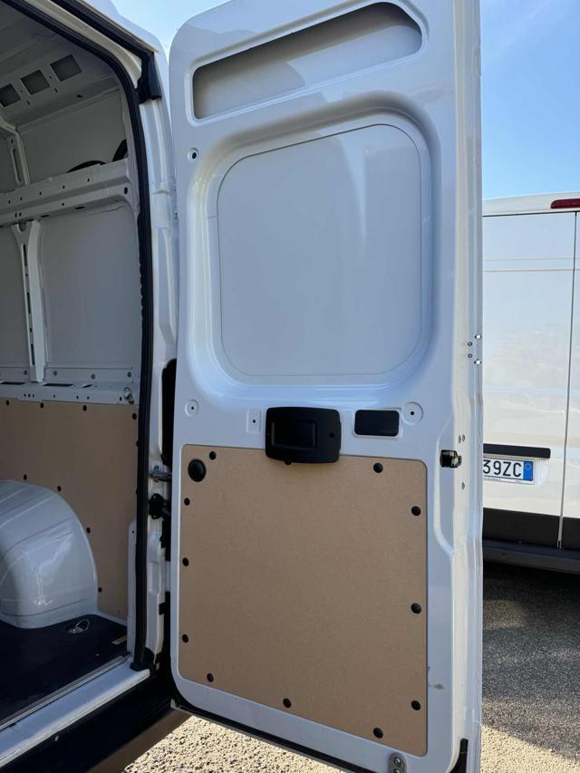 FIAT Ducato 35 2.2 Mjt 140CV L2 H2 Furgone