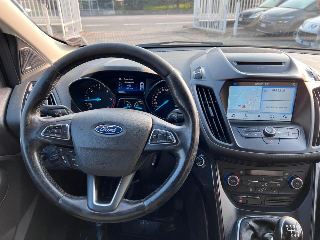 Ford Kuga 1.5 TDCI 120 CV S&S 2WD ST-Line Business