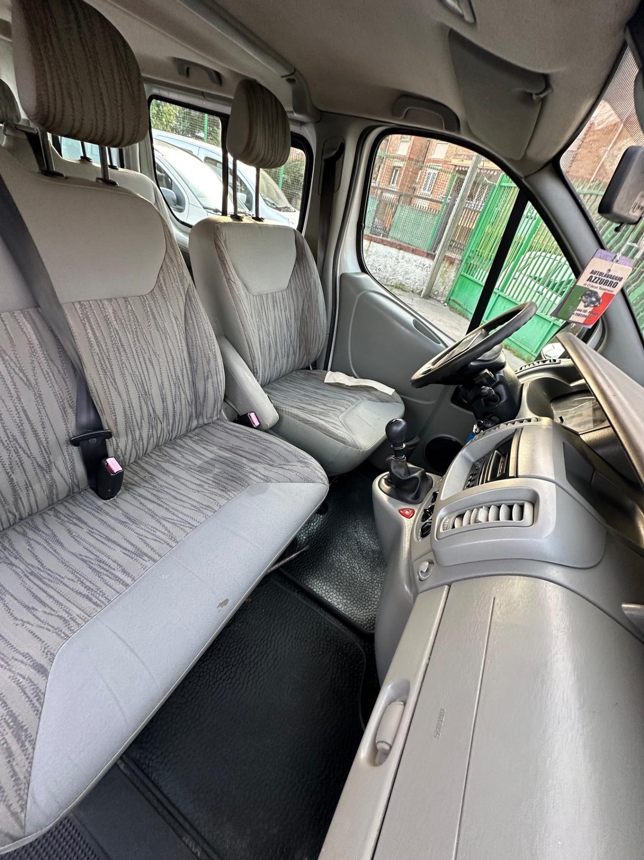 Nissan Primastar C29 2.5 dCi 150CV PC-TN Combi Smart