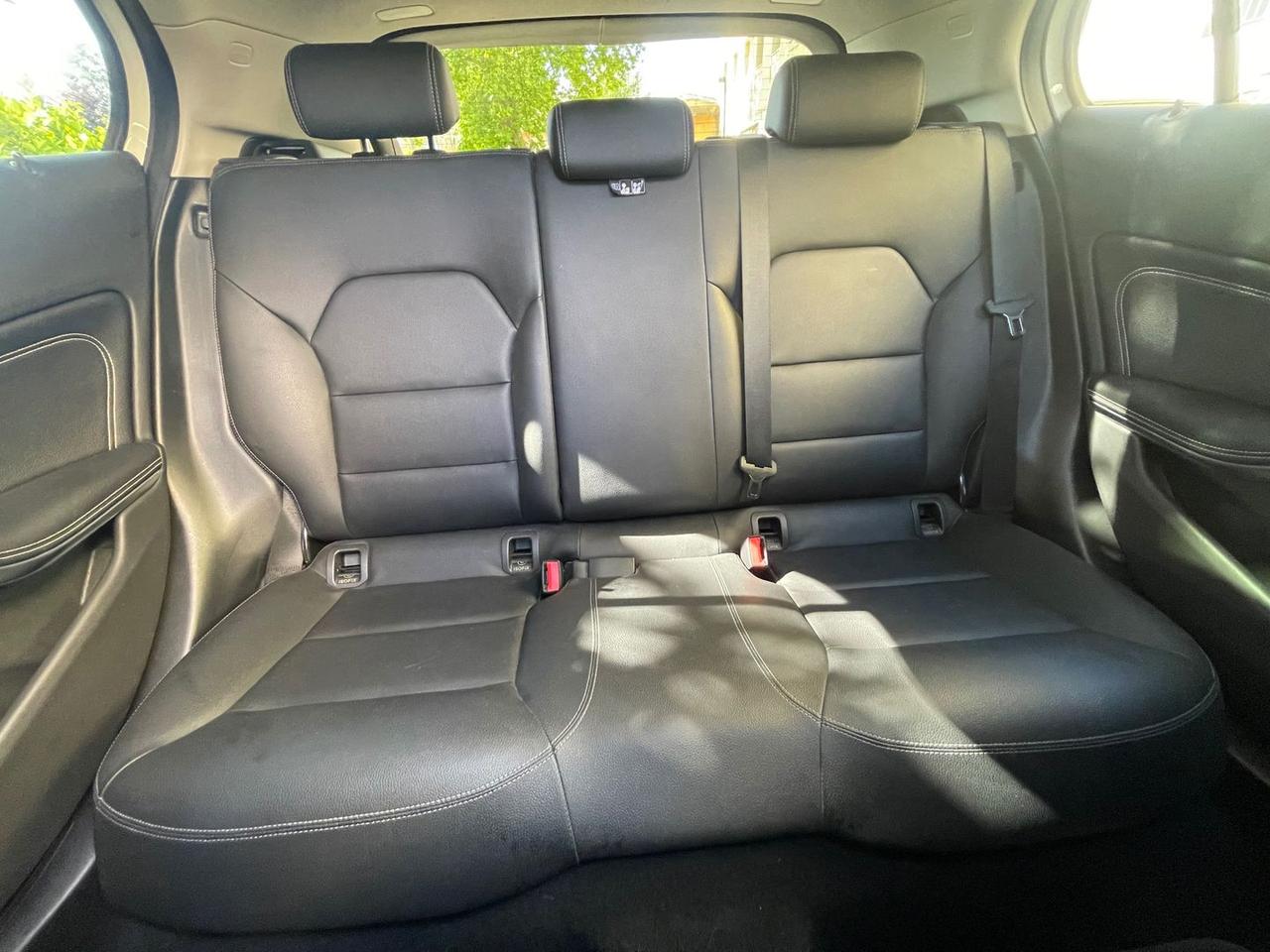 Mercedes-Benz GLA 200 200d