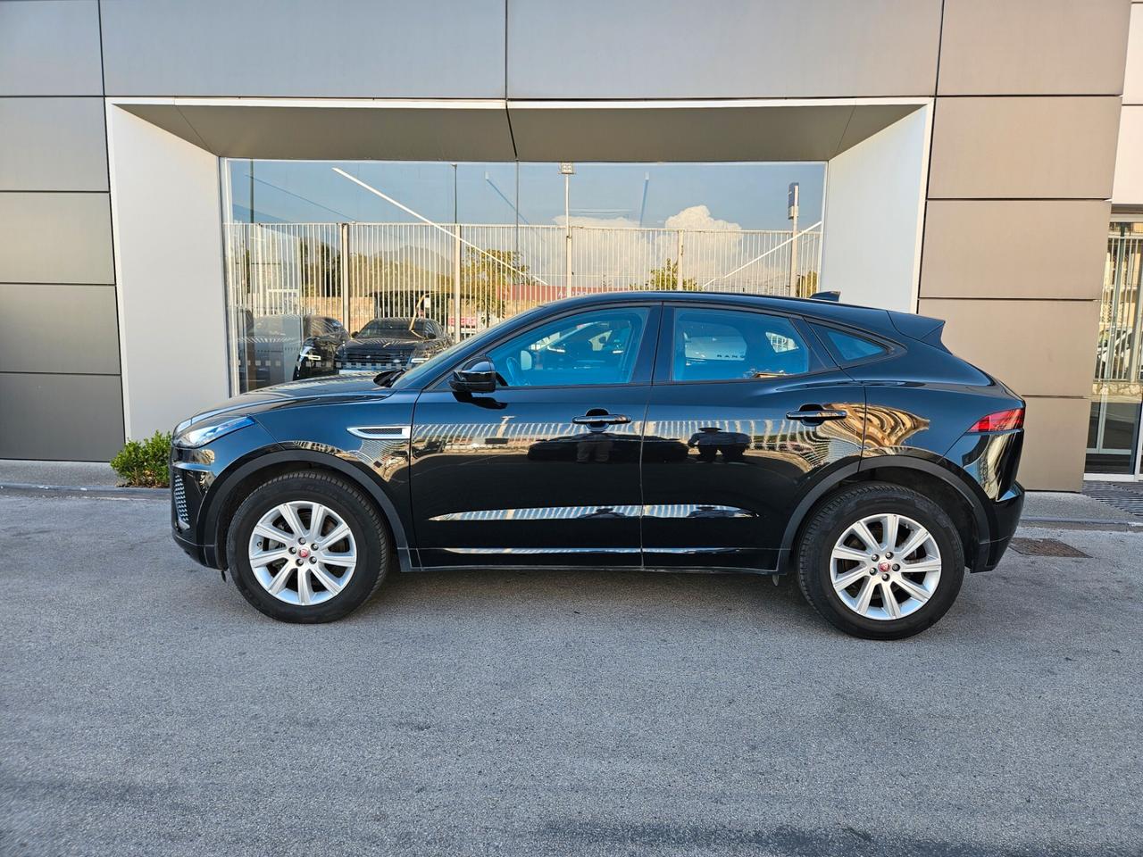 Jaguar E-Pace 2.0D 180 CV AWD aut. R-Dynamic