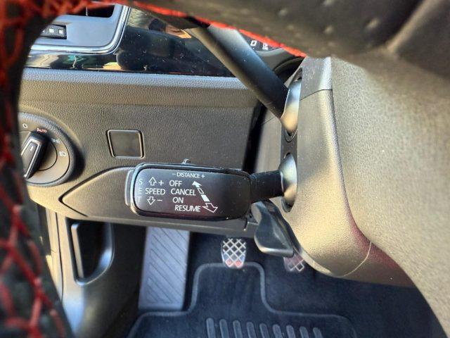 SEAT Leon 1.5 TGI 5p. FR NAVI - LED - TELECAMERA - BT - 18